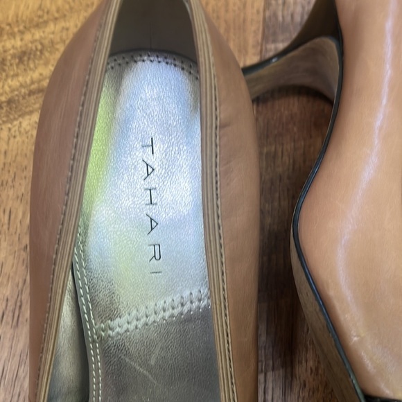 Tahari Woman’s Leather Upper Heels - Picture 6 of 7